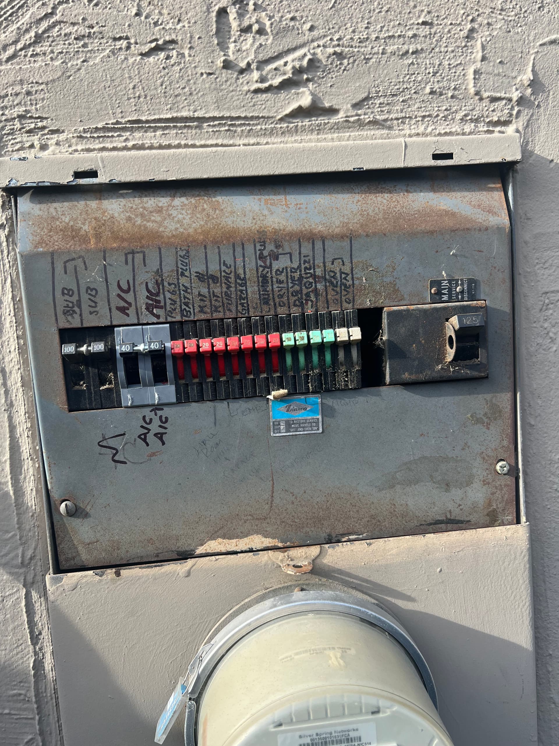 Blog post The Hidden Dangers of Zinsco and Federal Pacific Electrical Panels (FPE) image